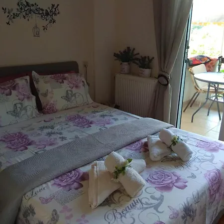 Peramos Apartament Néa Péramos