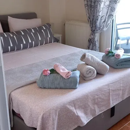 Peramos Apartament Néa Péramos