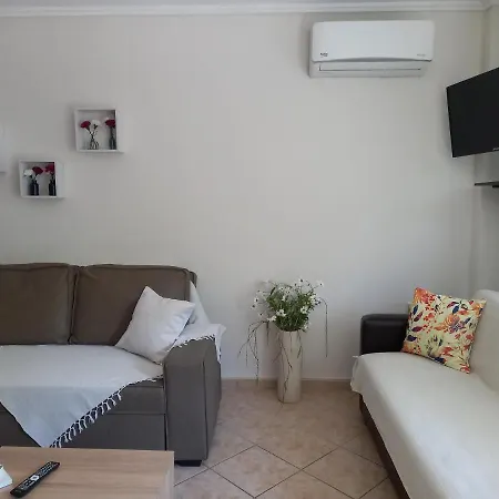 Peramos Apartment Nea Peramos (Macedonia)
